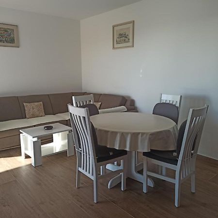 Apartment Bolanca Примоштен Экстерьер фото