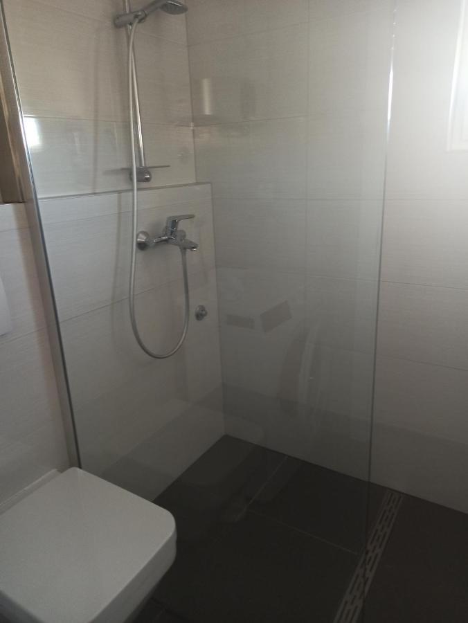 Apartment Bolanca Примоштен Экстерьер фото