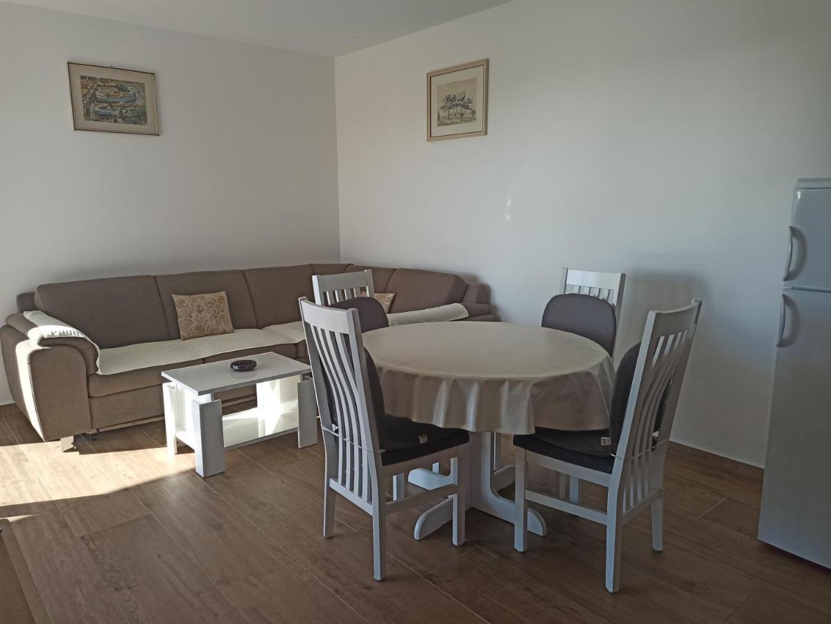 Apartment Bolanca Примоштен Экстерьер фото