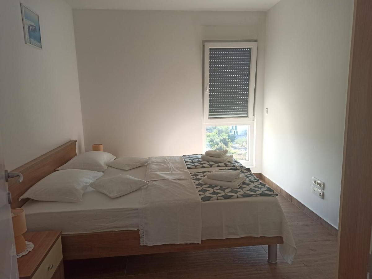 Apartment Bolanca Примоштен Экстерьер фото